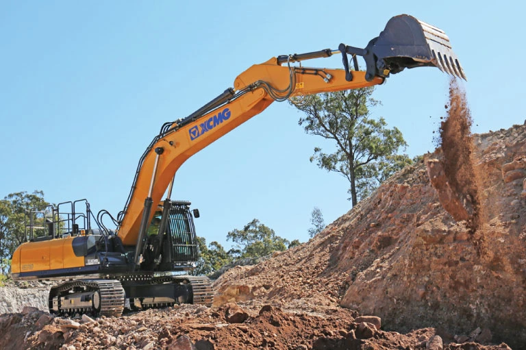 Large Excavatorain